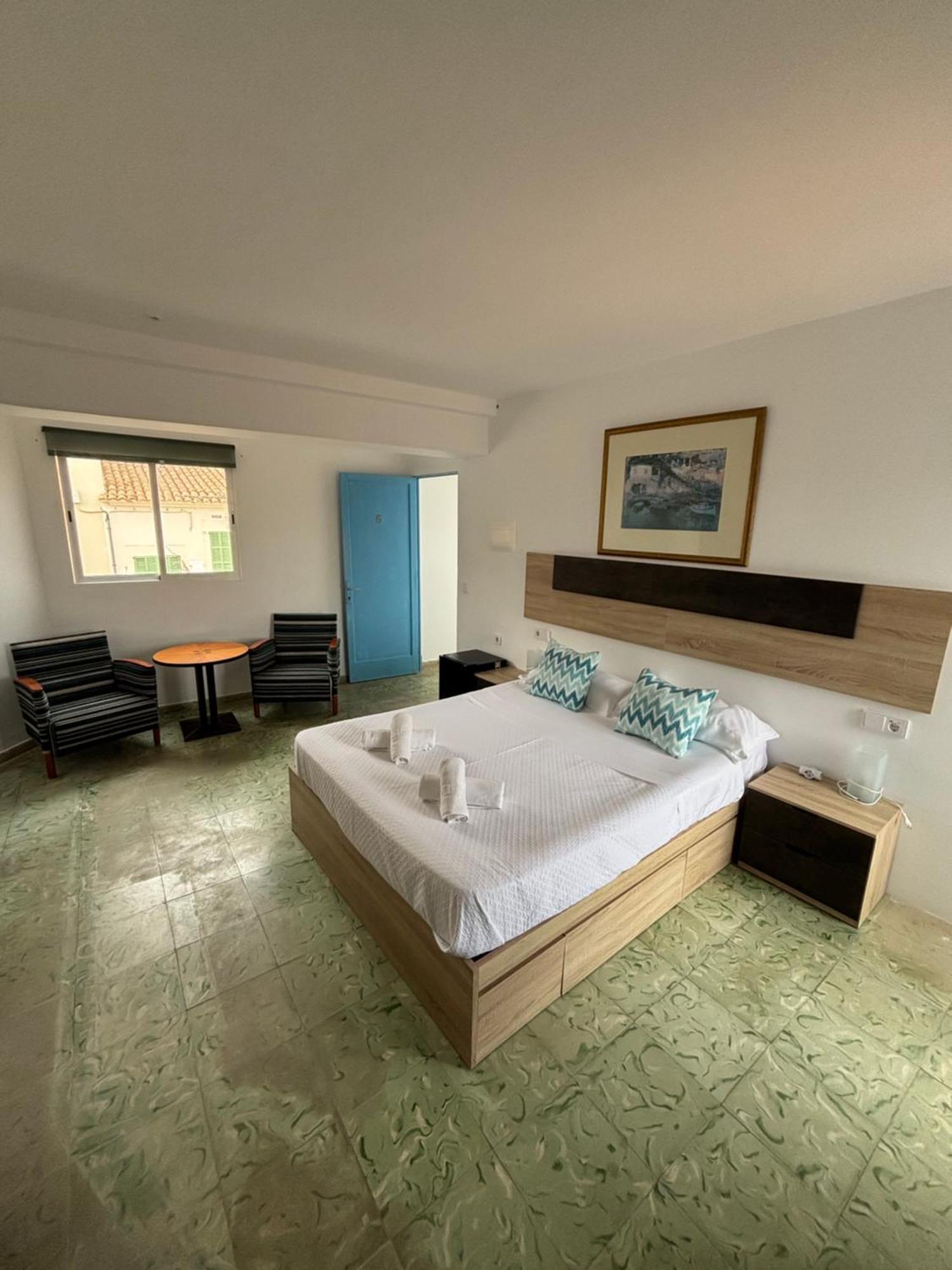 La Marina Ch Hotel Cala Figuera  Exterior photo